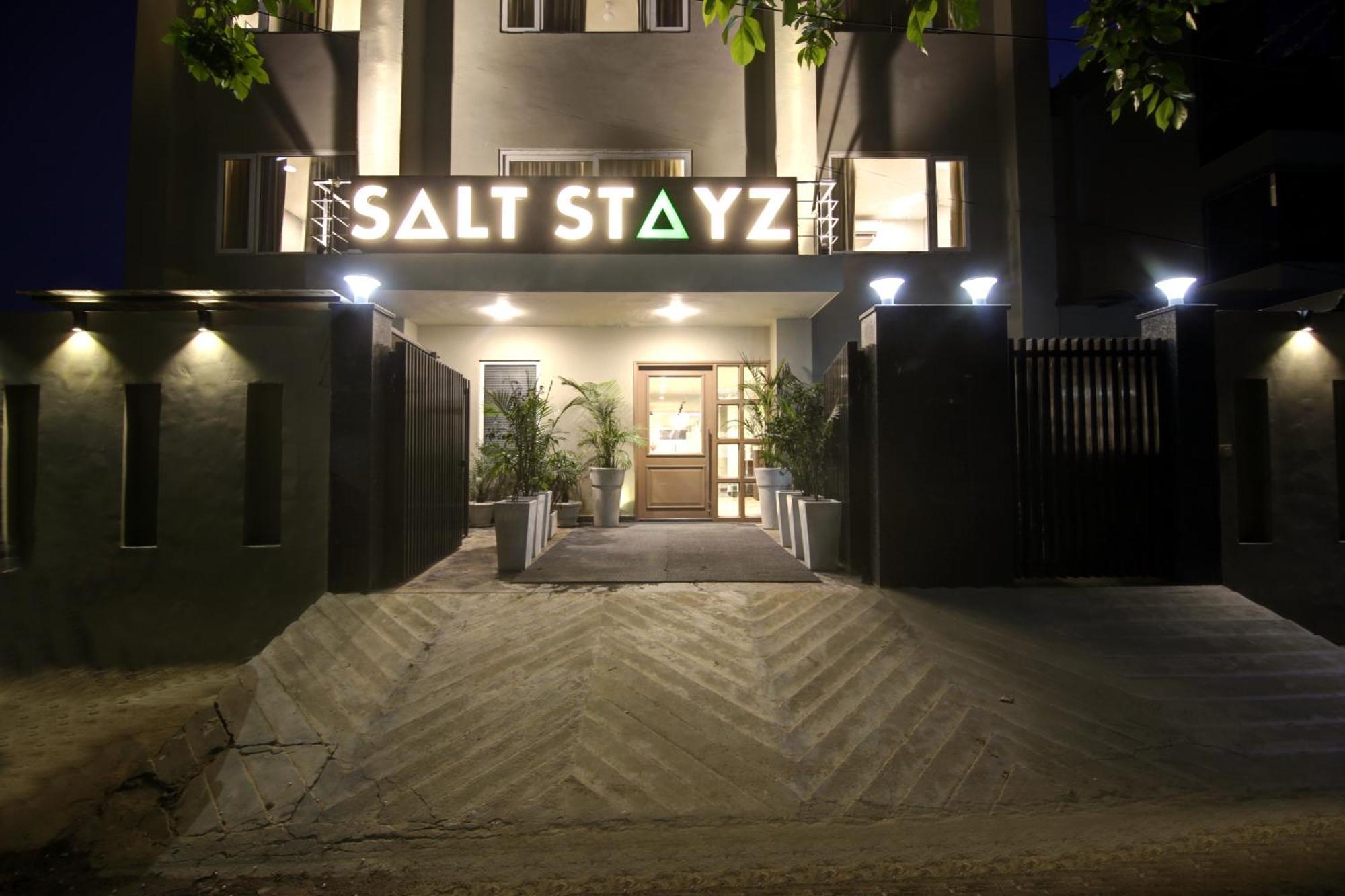 Saltstayz Select - Golf Course Road グルガウン エクステリア 写真